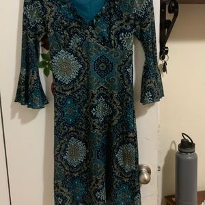 v neck thigh length dress.